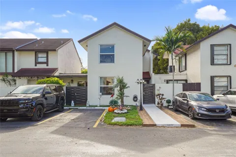 10310 NW 5th Ter #4-26