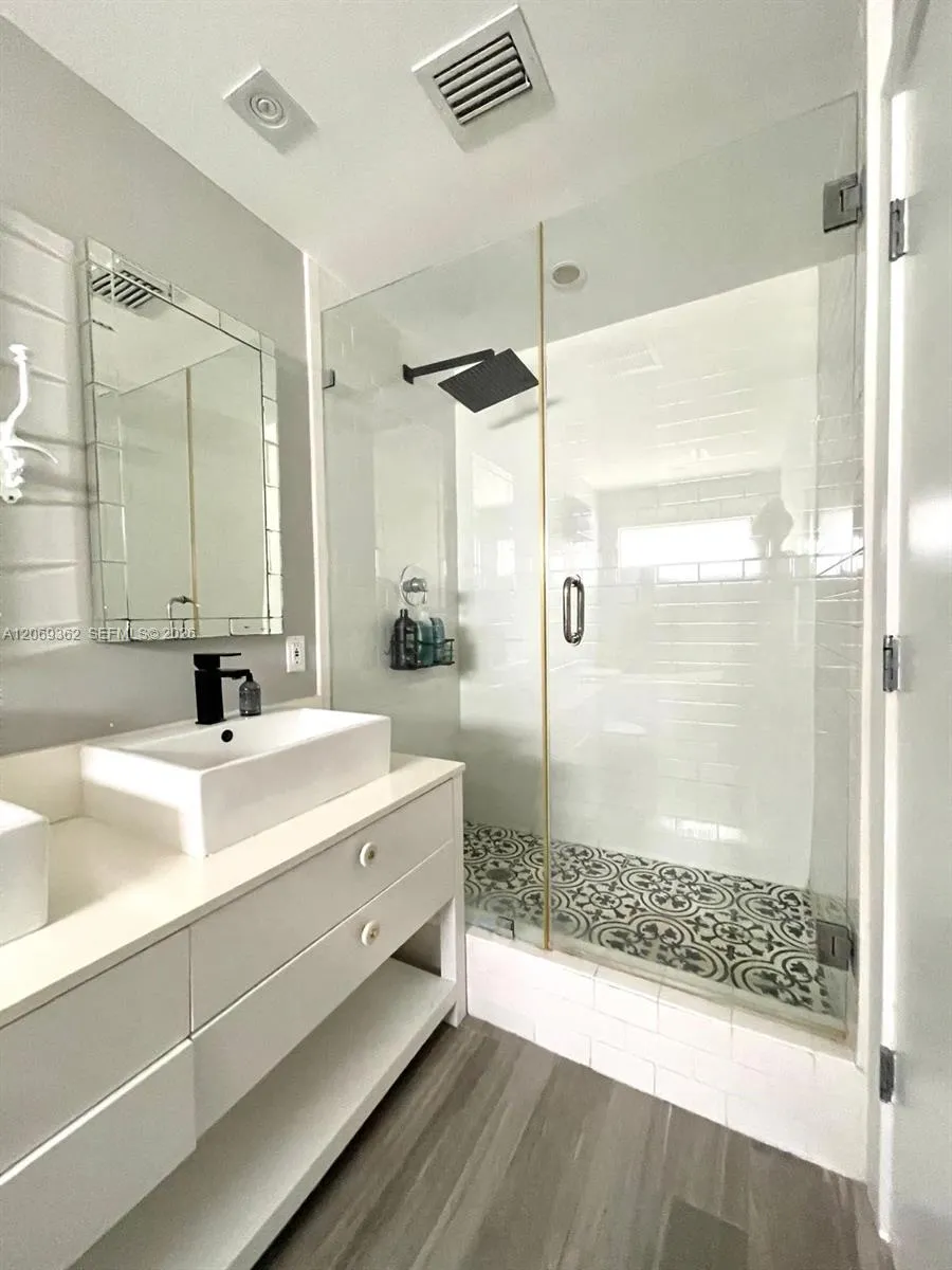 201 Crandon Blvd #175 Key Biscayne, FL 33149