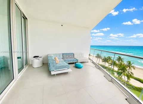 16901 Collins Ave #701