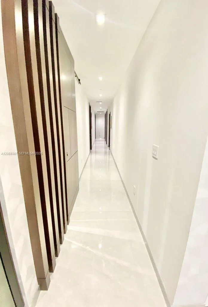 16901 Collins Ave #701 Sunny Isles Beach, FL 33160