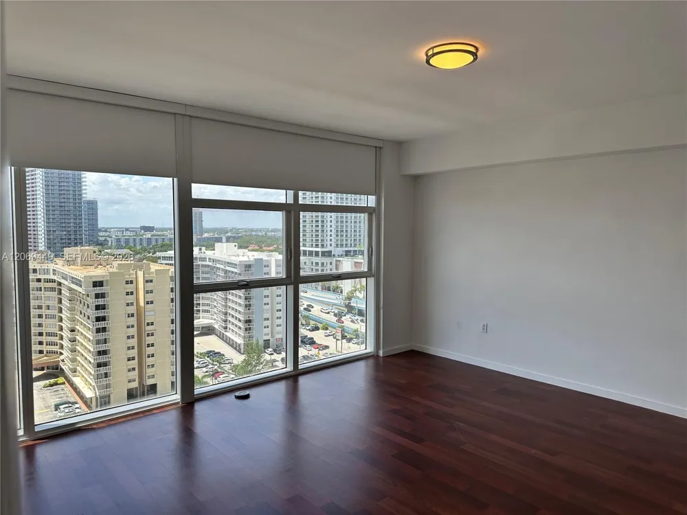 1830 S Ocean Dr #1607 Hallandale Beach, FL 33009