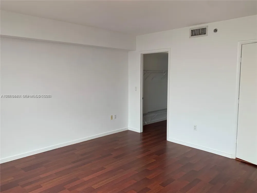 1830 S Ocean Dr #1607 Hallandale Beach, FL 33009