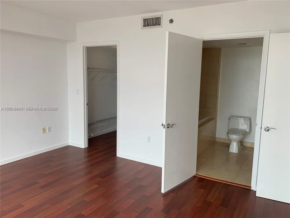 1830 S Ocean Dr #1607 Hallandale Beach, FL 33009