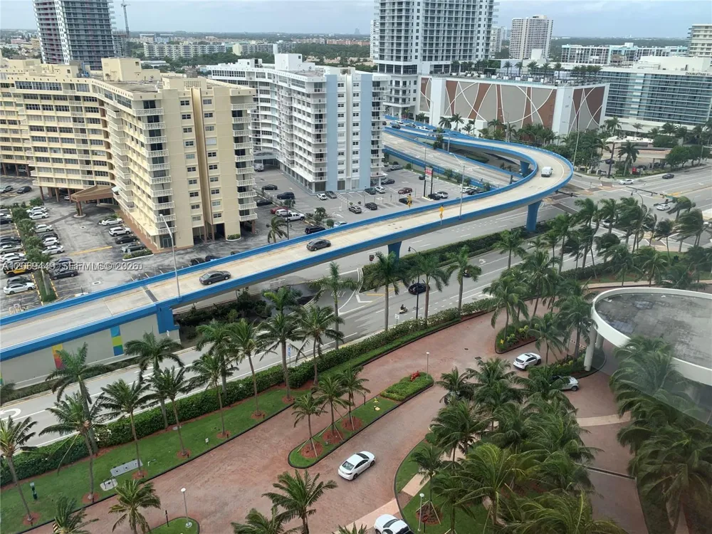 1830 S Ocean Dr #1607 Hallandale Beach, FL 33009