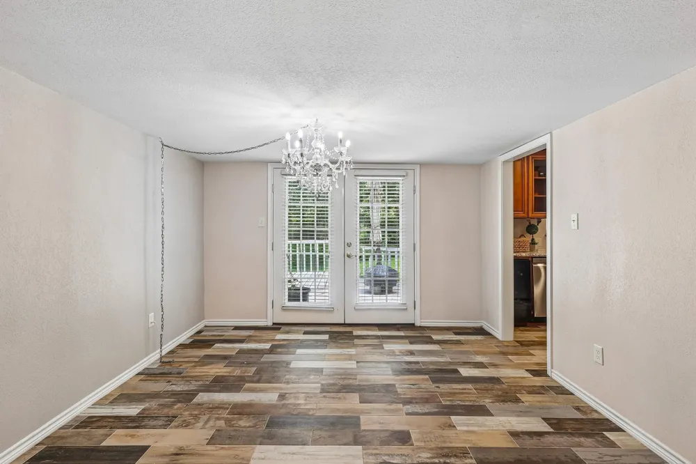 1109 Winding Way Drive Friendswood, TX 77546