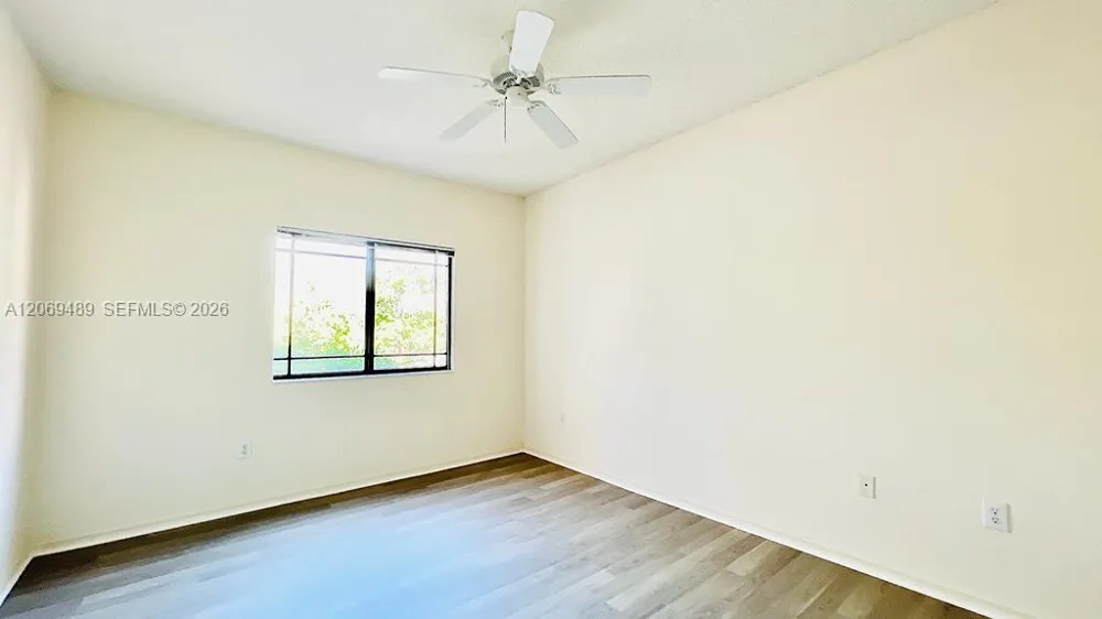 2807 Veronia Dr #201 Palm Beach Gardens, FL 33410