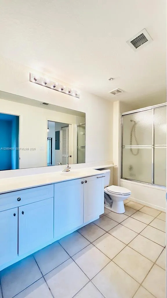 2807 Veronia Dr #201 Palm Beach Gardens, FL 33410