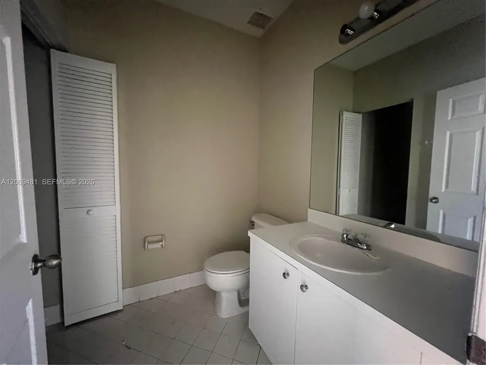 3360 NE 14th Dr #104-30 Homestead, FL 33033