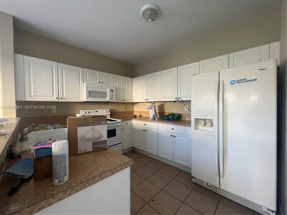 3360 NE 14th Dr #104-30 Homestead, FL 33033
