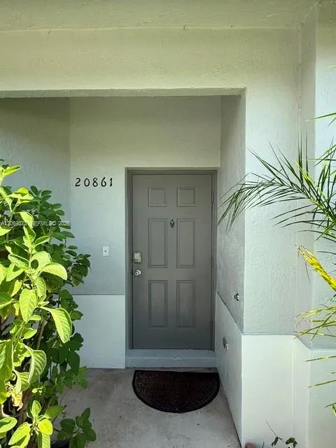 20861 NW 3rd Ln #20861 Pembroke Pines, FL 33029