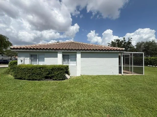 20861 NW 3rd Ln #20861 Pembroke Pines, FL 33029