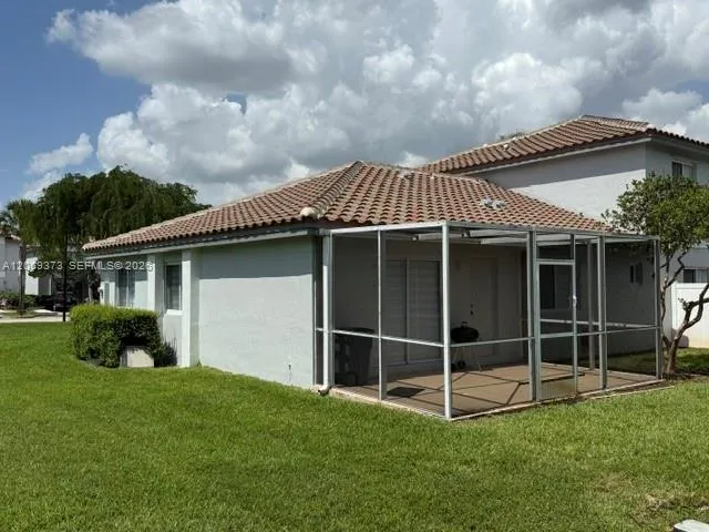 20861 NW 3rd Ln #20861 Pembroke Pines, FL 33029