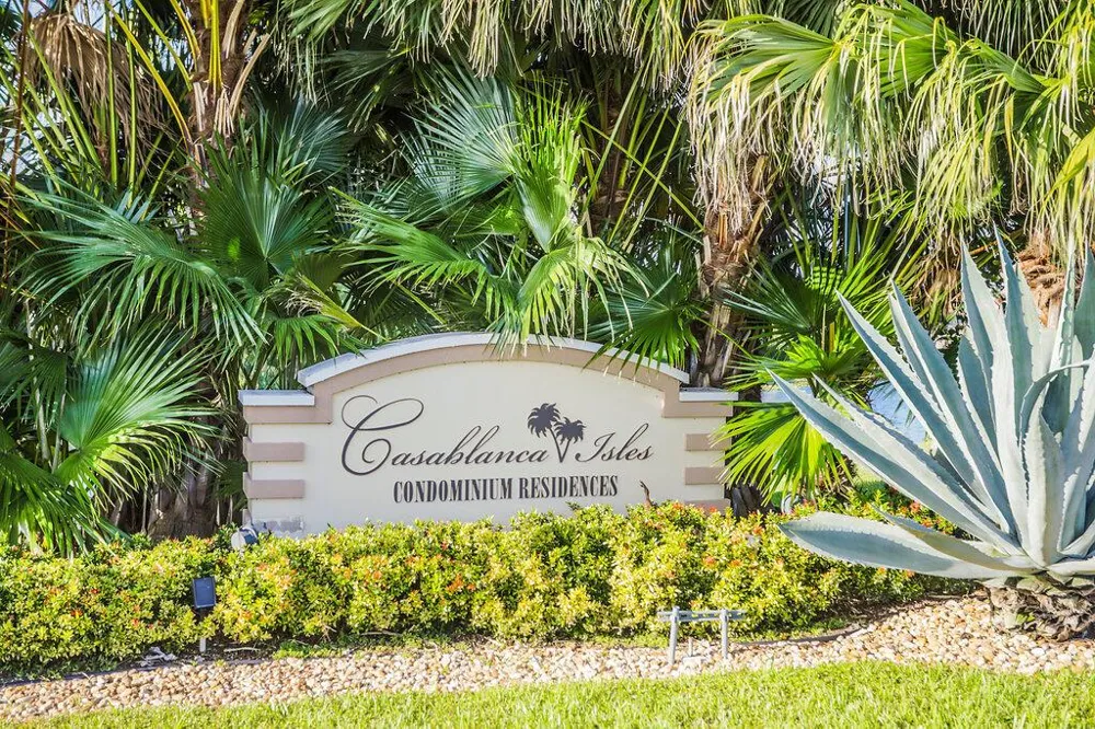 815 W BOYNTON BEACH BOULEVARD #1-203 Boynton Beach, FL 33426