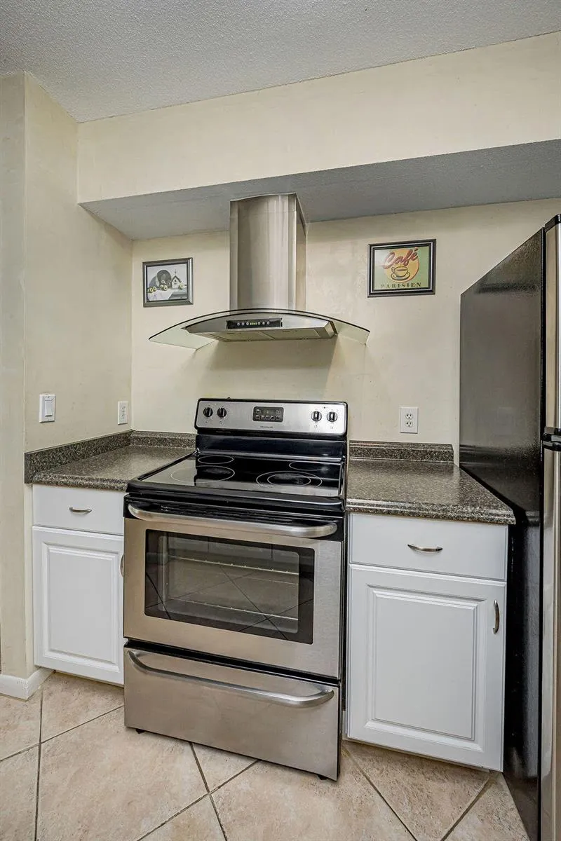 815 W BOYNTON BEACH BOULEVARD #1-203 Boynton Beach, FL 33426