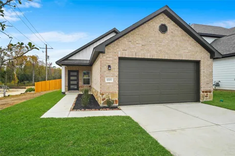 11703 Eclipse Drive