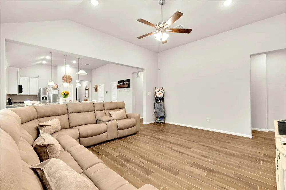 6314 Borage Street Crosby, TX 77532