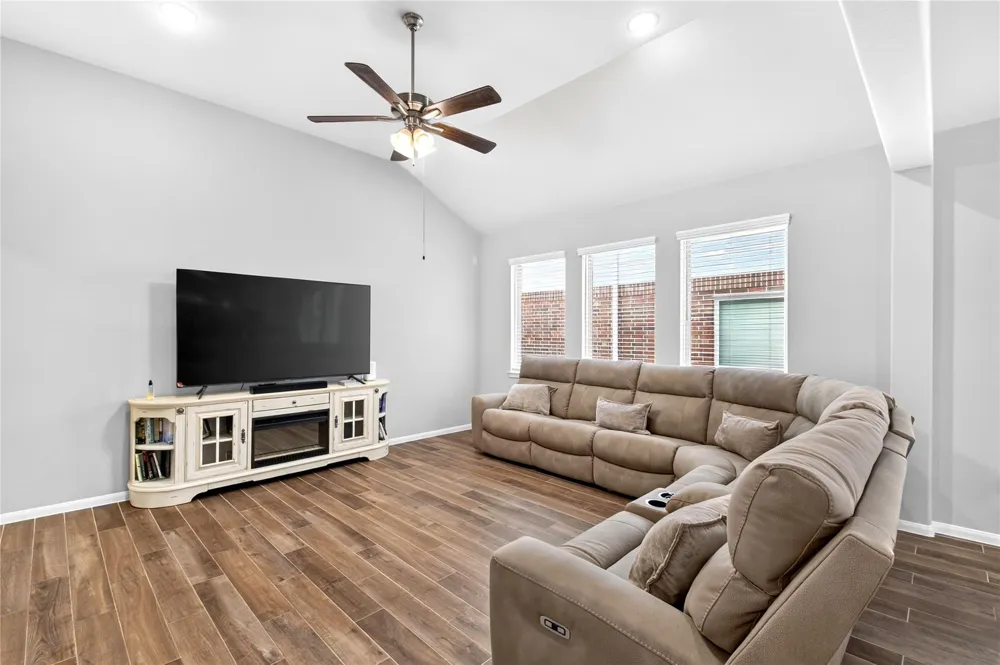 6314 Borage Street Crosby, TX 77532