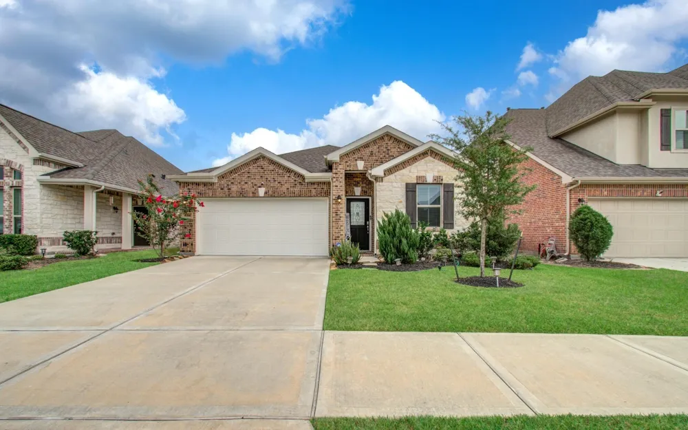 6314 Borage Street Crosby, TX 77532