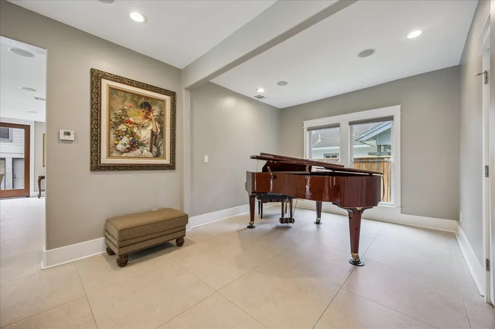 4344 Clay Street Houston, TX 77023