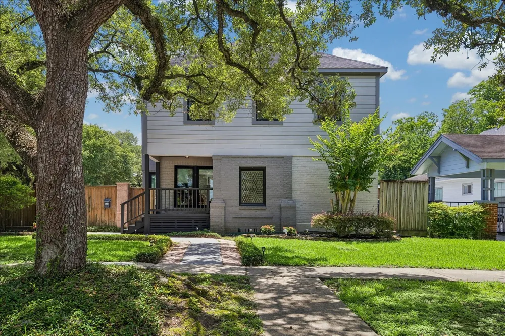 4344 Clay Street Houston, TX 77023