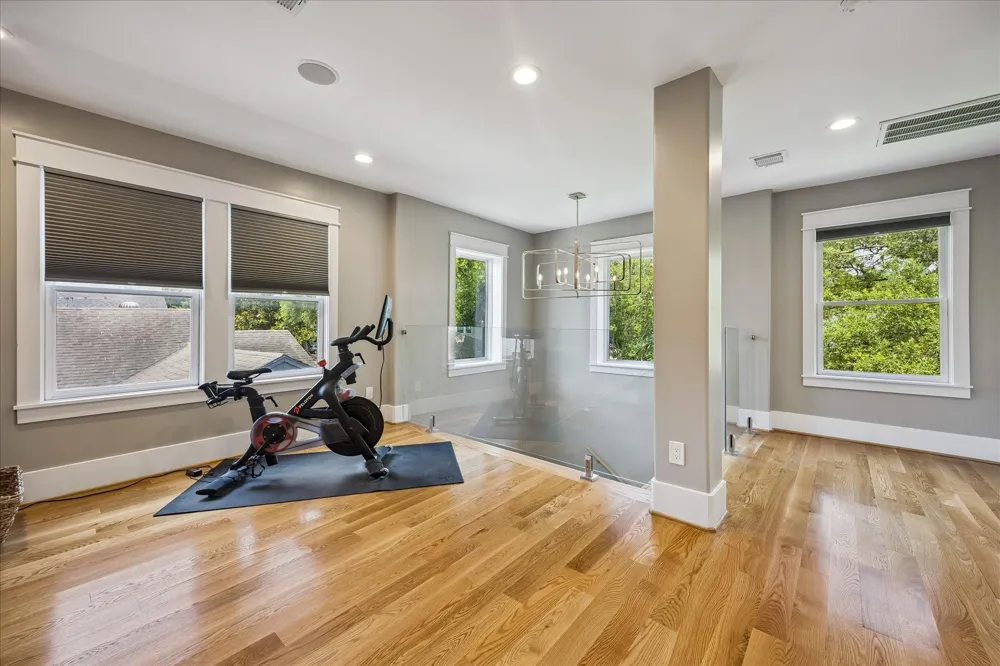 4344 Clay Street Houston, TX 77023