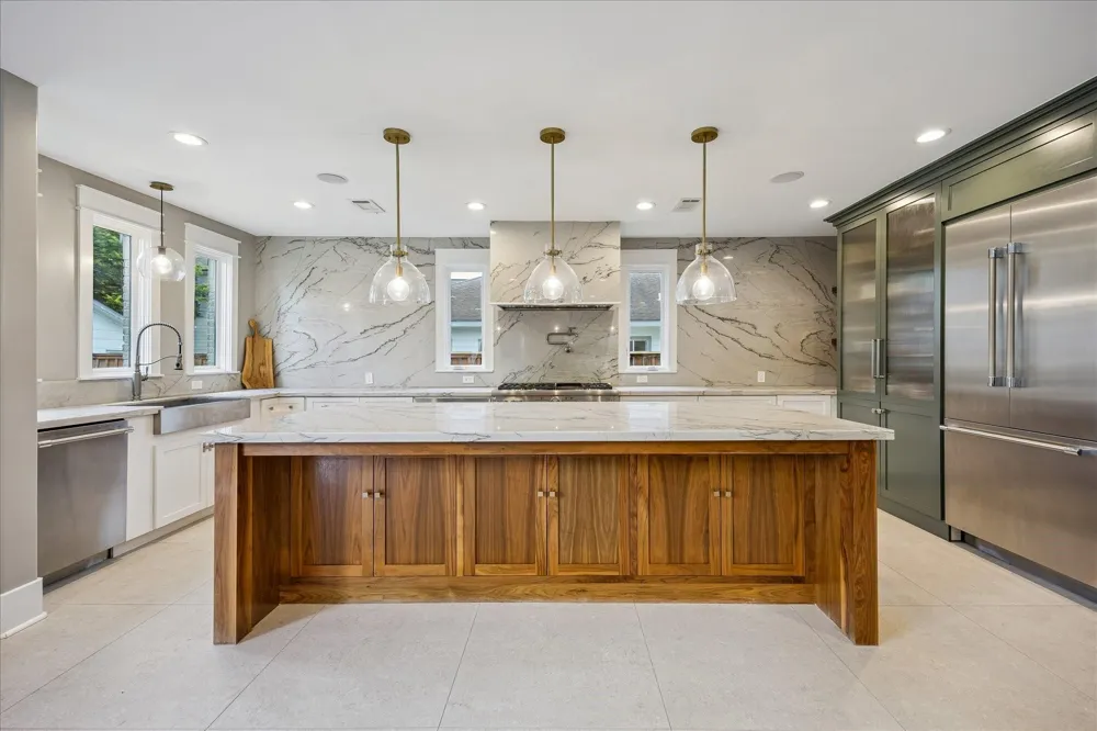 4344 Clay Street Houston, TX 77023