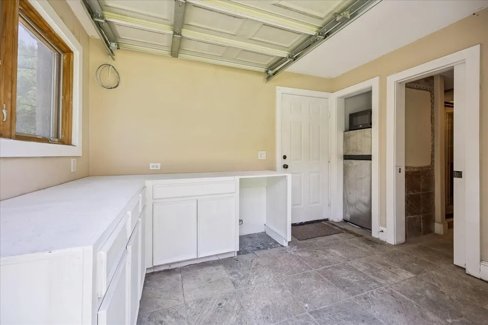 4344 Clay Street Houston, TX 77023