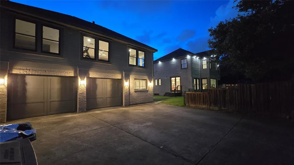 4344 Clay Street Houston, TX 77023