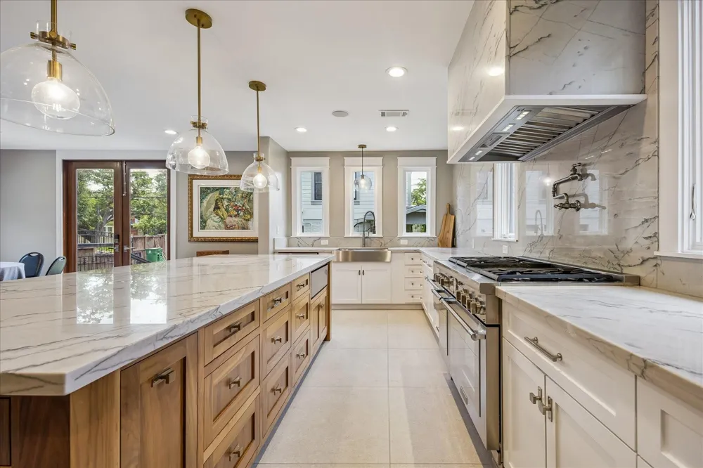 4344 Clay Street Houston, TX 77023