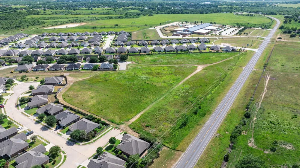280 Lantana Circle Sealy, TX 77474