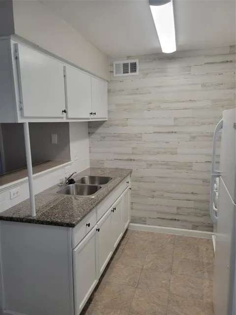 2922 Randolph Road #4