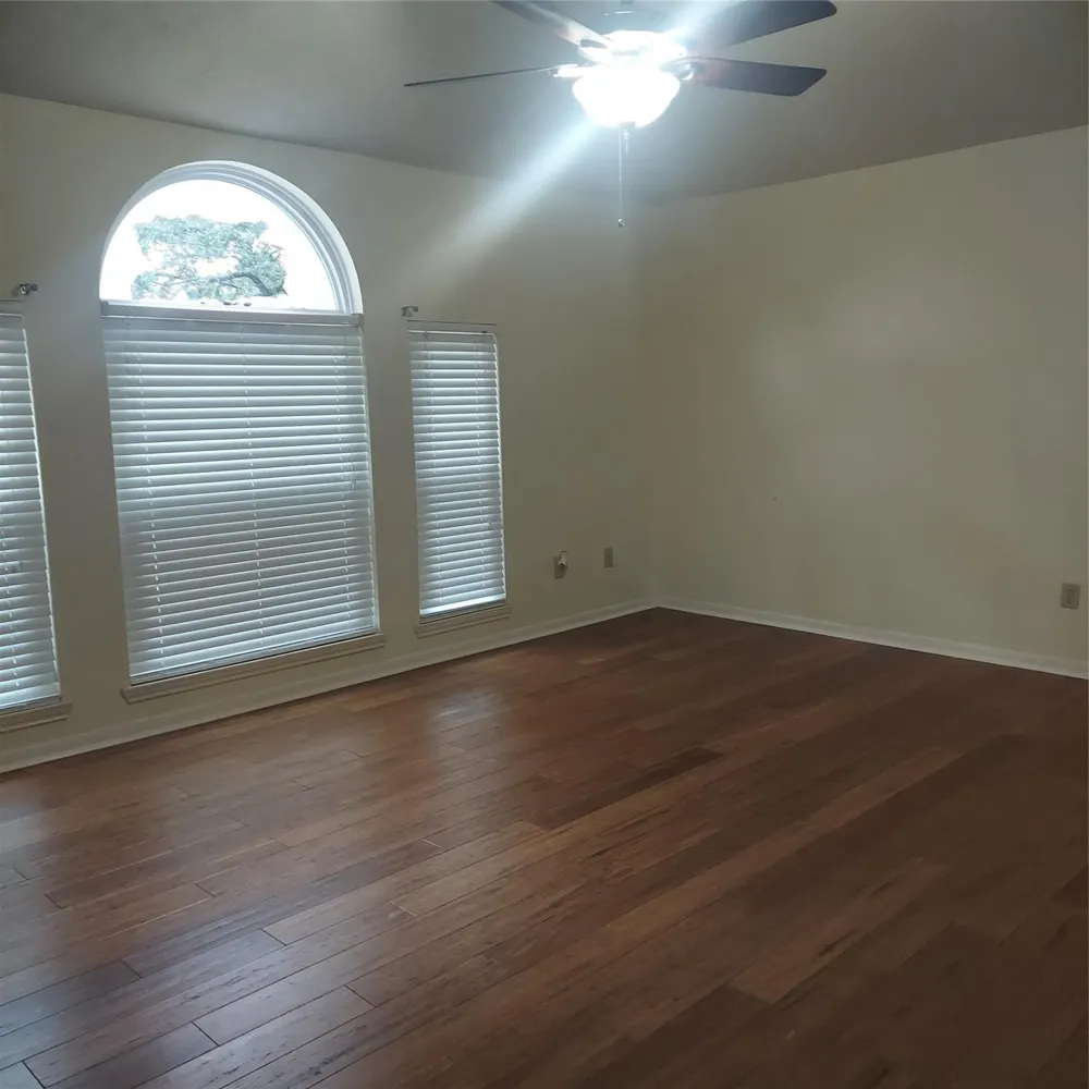6827 Trimstone Drive Pasadena, TX 77505