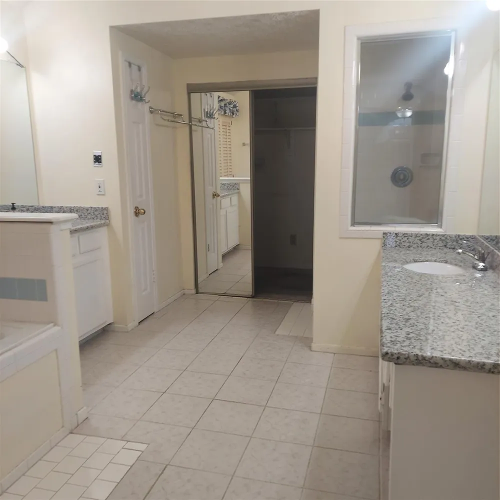 6827 Trimstone Drive Pasadena, TX 77505