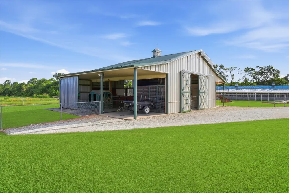 12416 Cr 201 Plantersville, TX 77363