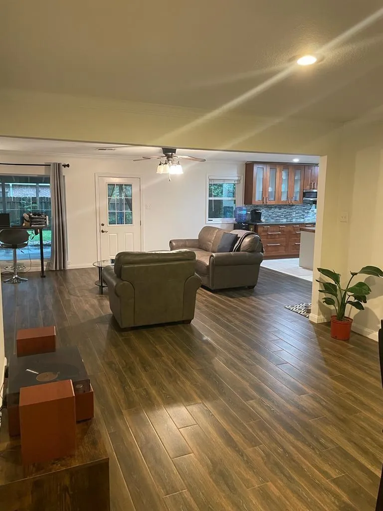 5711 Capello Drive Houston, TX 77035