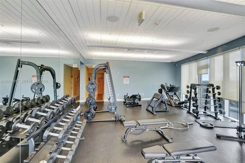 185 SW 7th St #4100 Miami, FL 33130