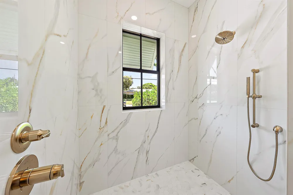 325 Fairway Tequesta, FL 33469