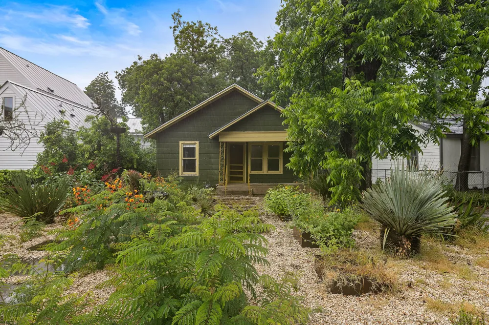 1710 Haskell Street Austin, TX 78702