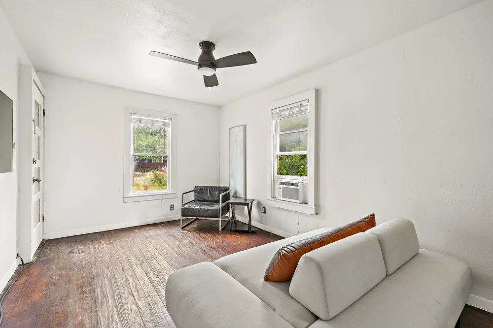 1710 Haskell Street Austin, TX 78702