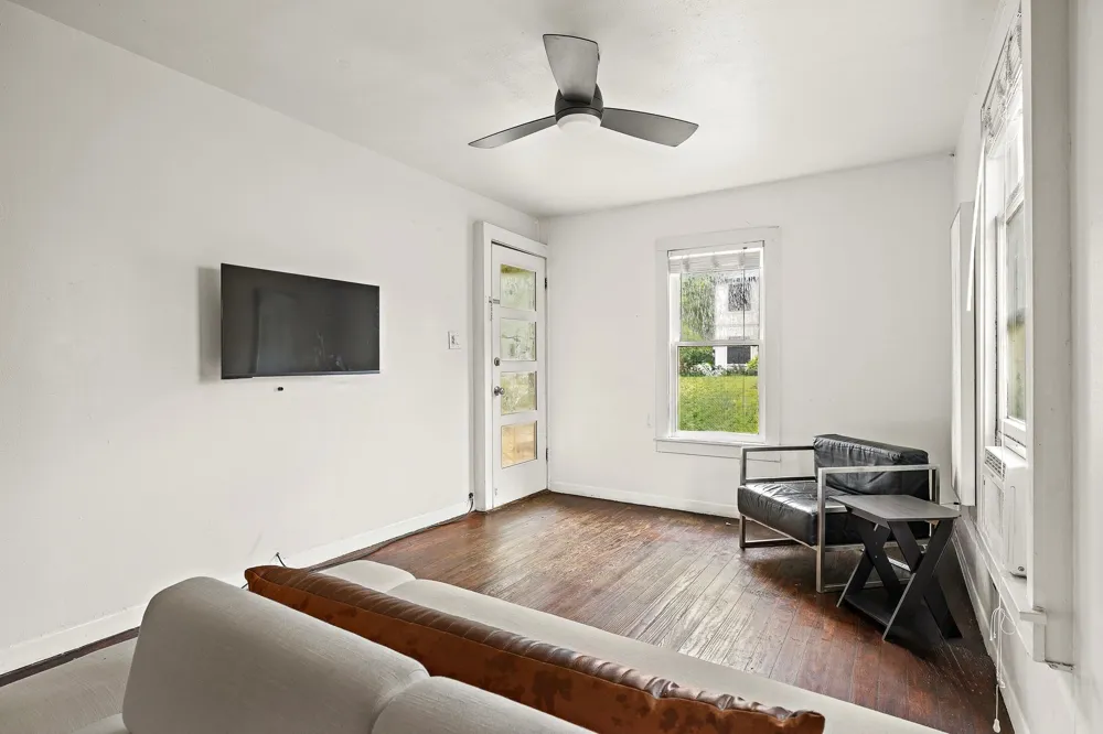 1710 Haskell Street Austin, TX 78702