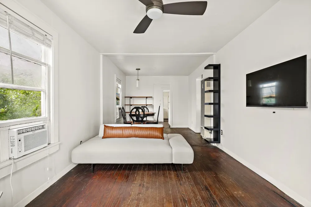 1710 Haskell Street Austin, TX 78702