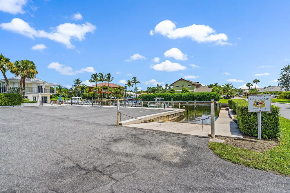 8967 SE Star Island Way Hobe Sound, FL 33455