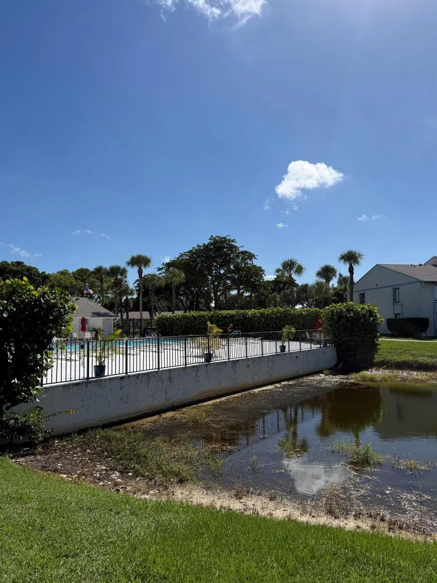 1110 GREEN PINE BOULEVARD #C2 West Palm Beach, FL 33409