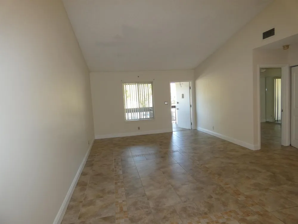 6495 E CHASEWOOD DRIVE E #E Jupiter, FL 33458