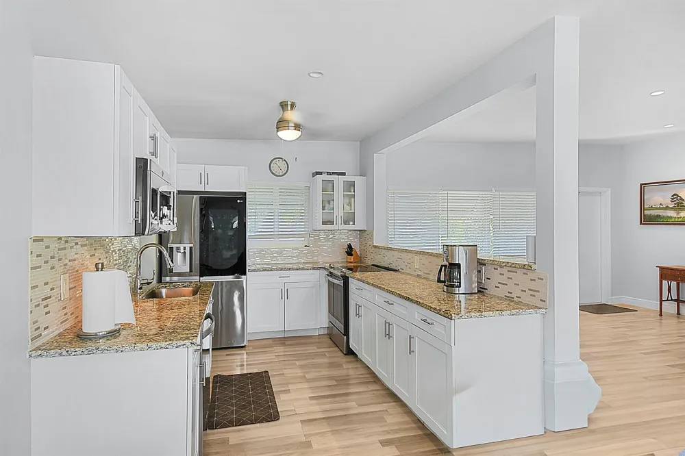 640 W ILEX DRIVE Lake Park, FL 33403
