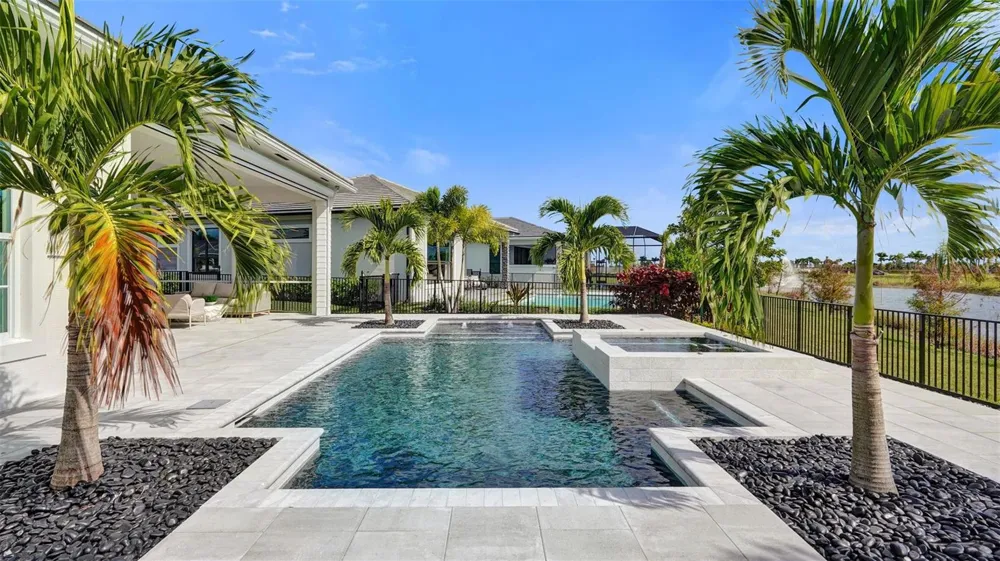 14076 Bastille Street Palm Beach Gardens, FL 33412