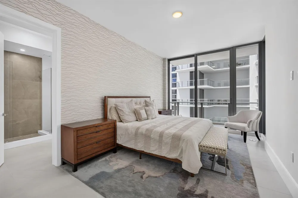 220 Lake Shore Drive #1702 Lake Park, FL 33403