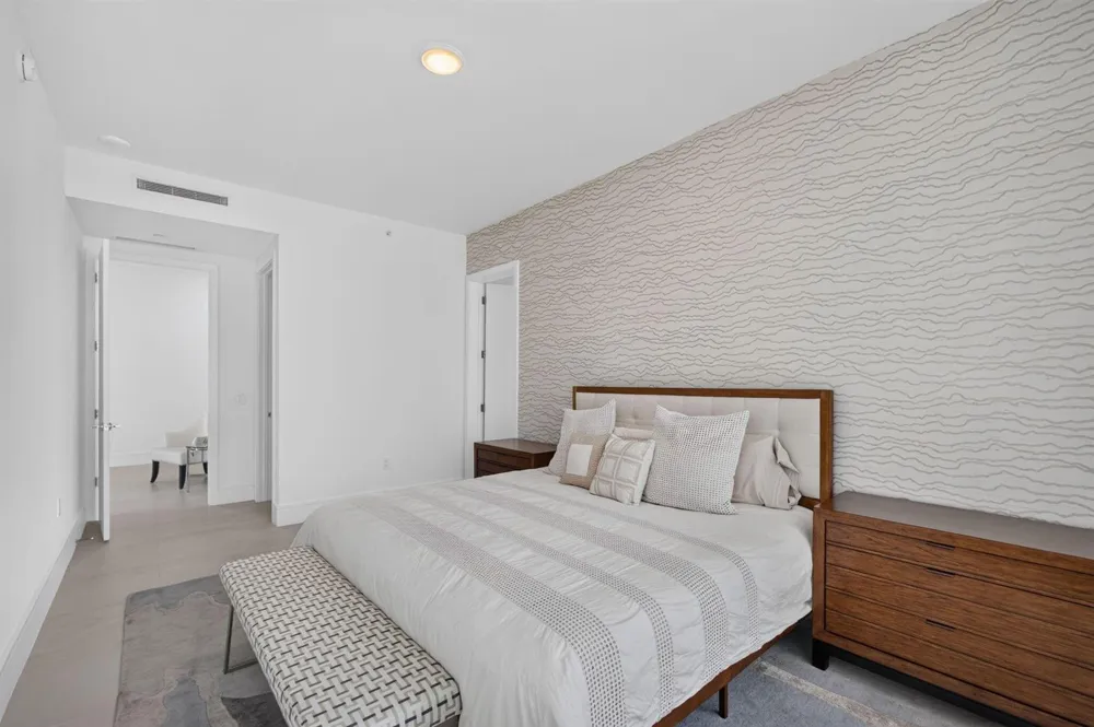 220 Lake Shore Drive #1702 Lake Park, FL 33403