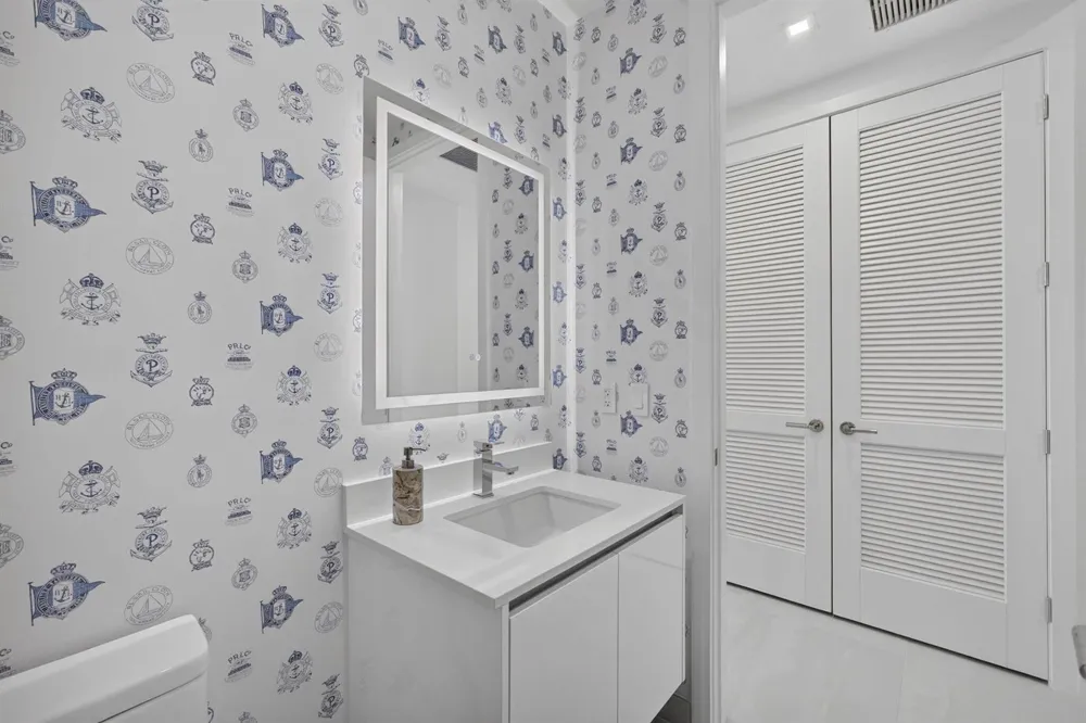 220 Lake Shore Drive #1702 Lake Park, FL 33403