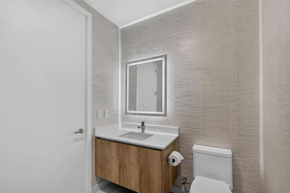 220 Lake Shore Drive #1702 Lake Park, FL 33403